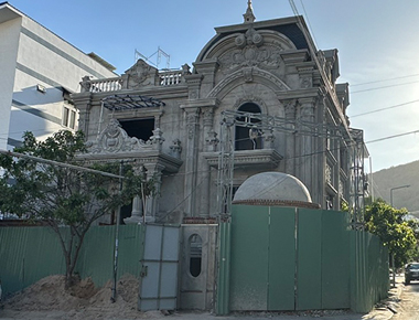 Thiết kế thi công biệt thự tân cổ điển 2 tầng kết hợp lâu đài đẹp tại Biên Hòa