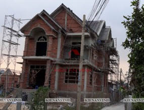 Thi công phần thô biệt thự mái thái 2 tầng tân cổ điển tối giản 8x16m có kết hợp quán cafe ở Cần Giuộc